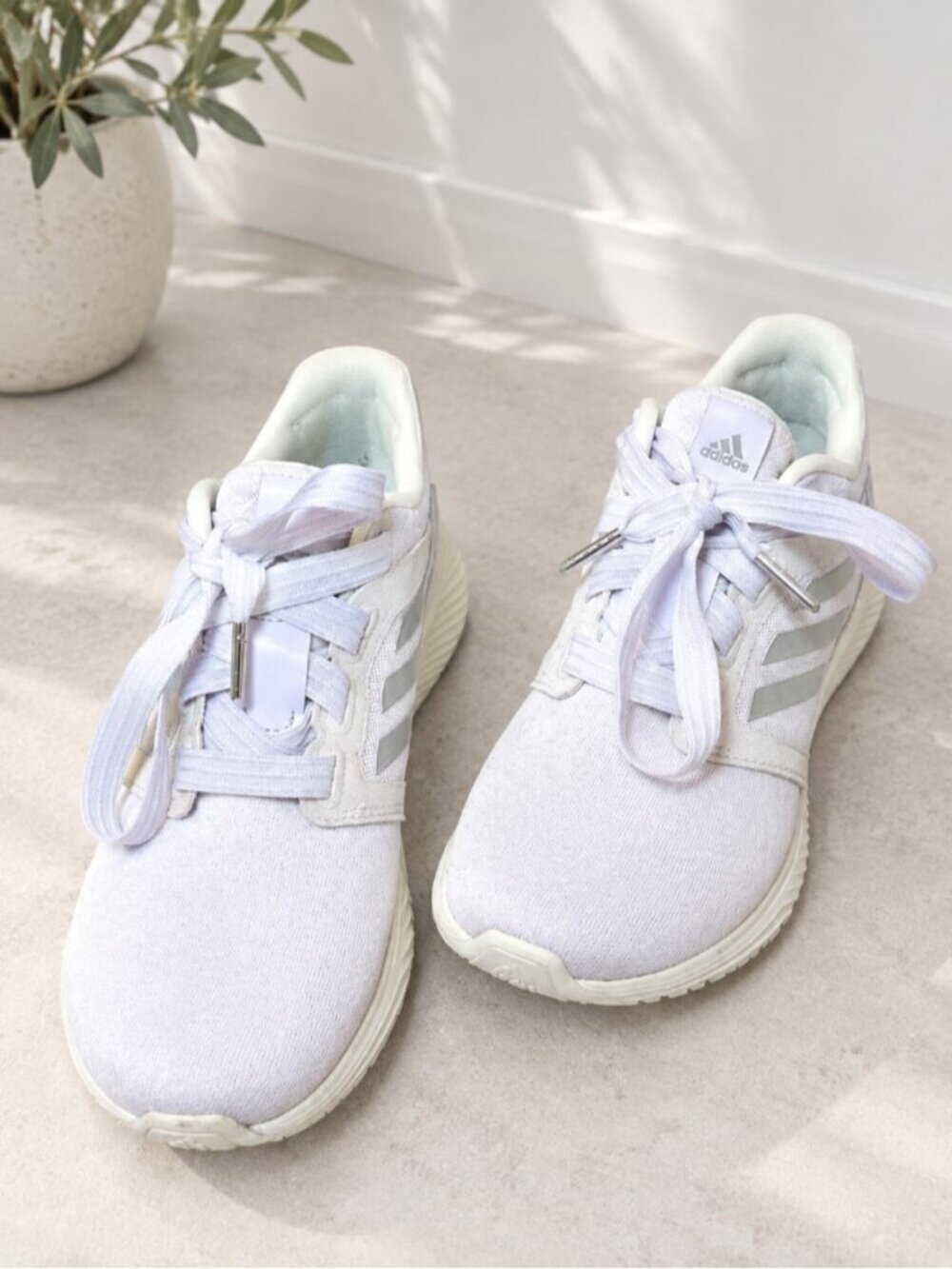 adidas Women's Light Lavender Edge Lux Running Sneakers Size 6 0902